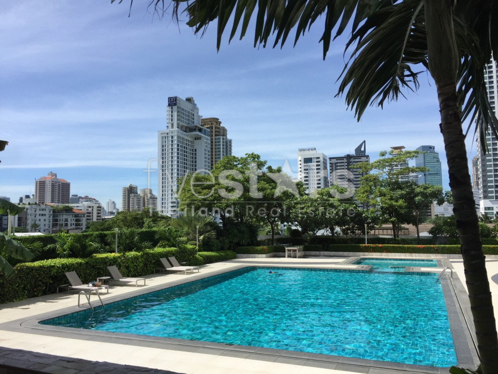 Appartement 3 chambres avec vues dégagées quartier Phromphong, photo 12