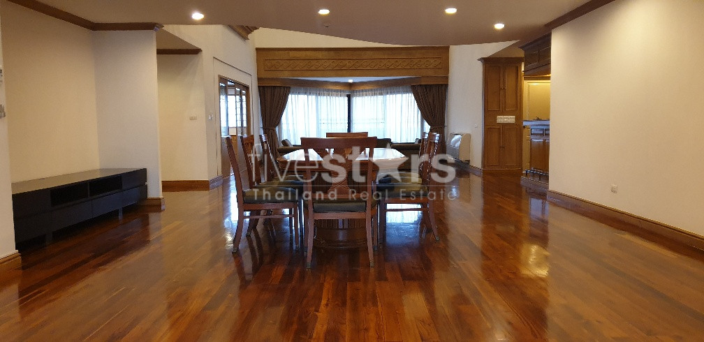 newly renovated penthouse,Duplex unit, bright, private big terrace & garden, photo 2