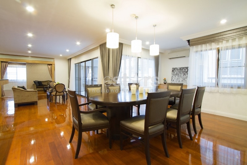 Duplex 3 bedrooms apartment for rent in Phrompong, photo 2