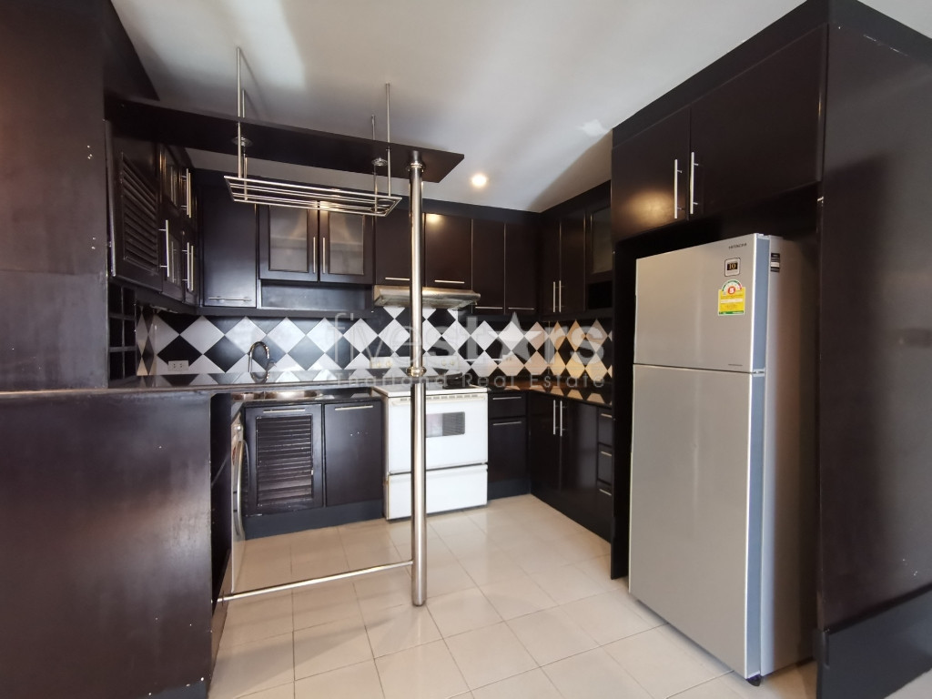 2 bedroom specious condo for rent on Phrom Phong, photo 8