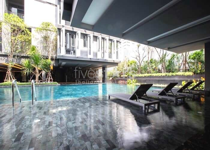 1 bedroom condo for sale in Phrompong, photo 13