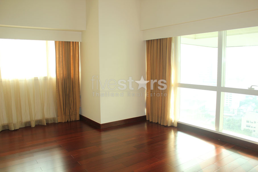 3 bedroom condo private pool for rent on Phrom Phong, photo 12