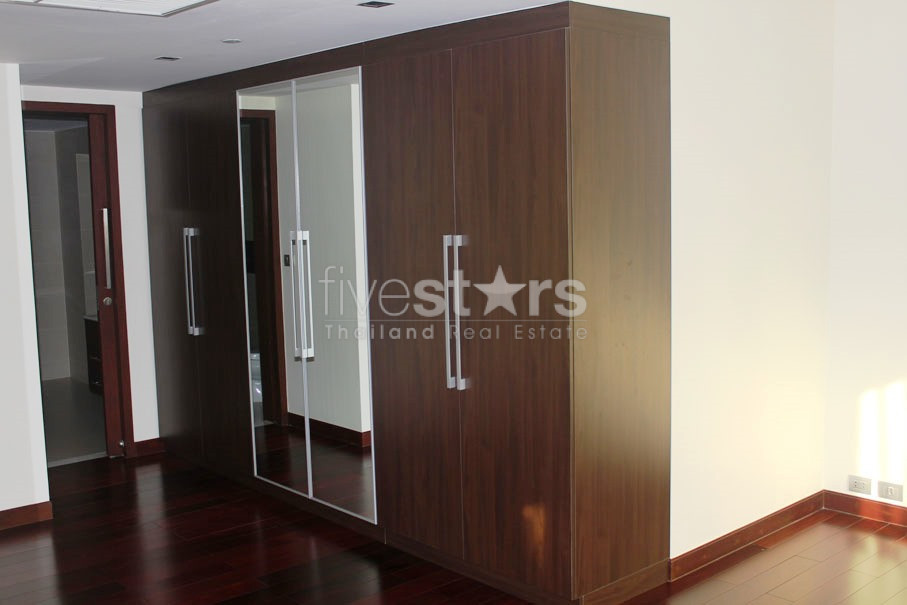 3 bedroom condo private pool for rent on Phrom Phong, photo 18