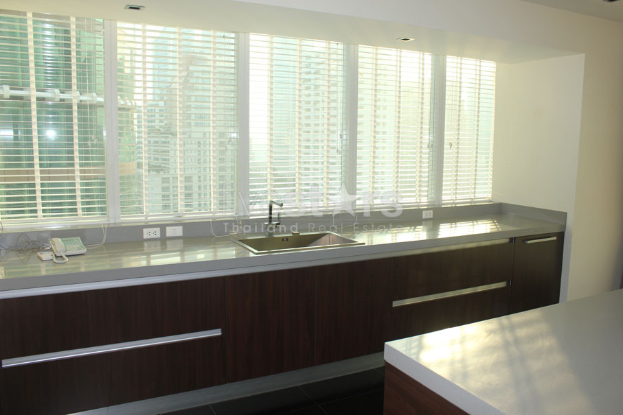 3 bedroom condo private pool for rent on Phrom Phong, photo 9