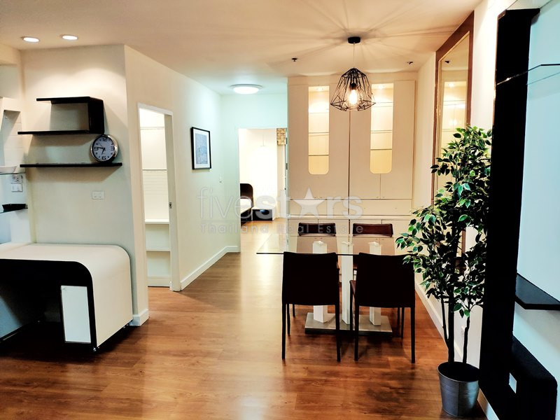 Condo 2 chambres à louer à Phromphong, photo 18