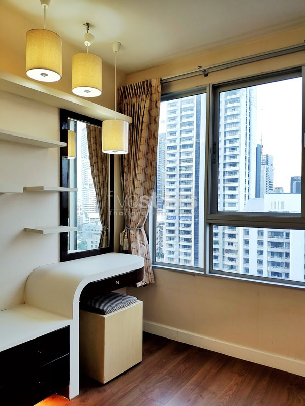 Condo 2 chambres à louer à Phromphong, photo 11