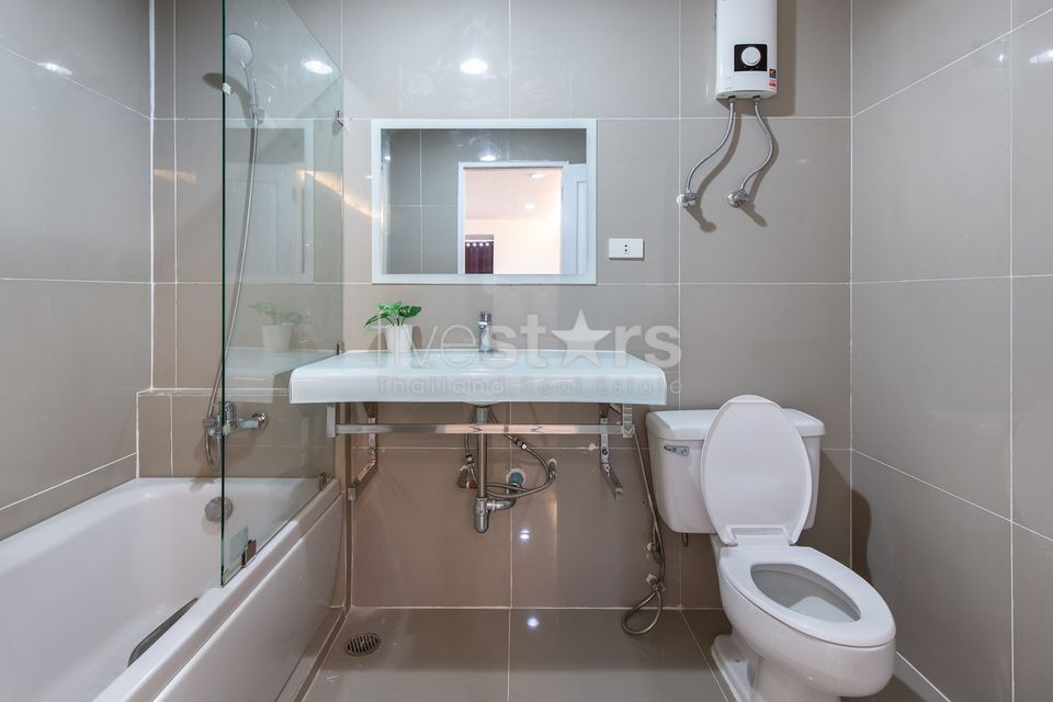 Newly renovated 3 bedrooms condo for rent in Sukhumvit near BTS Phromphong, photo 12