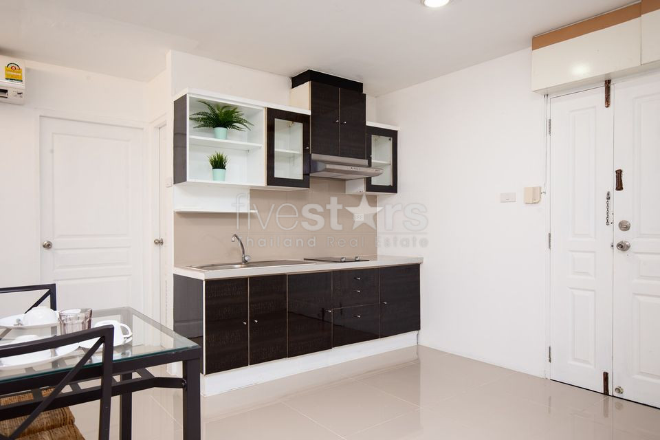 Newly renovated 3 bedrooms condo for rent in Sukhumvit near BTS Phromphong, photo 3