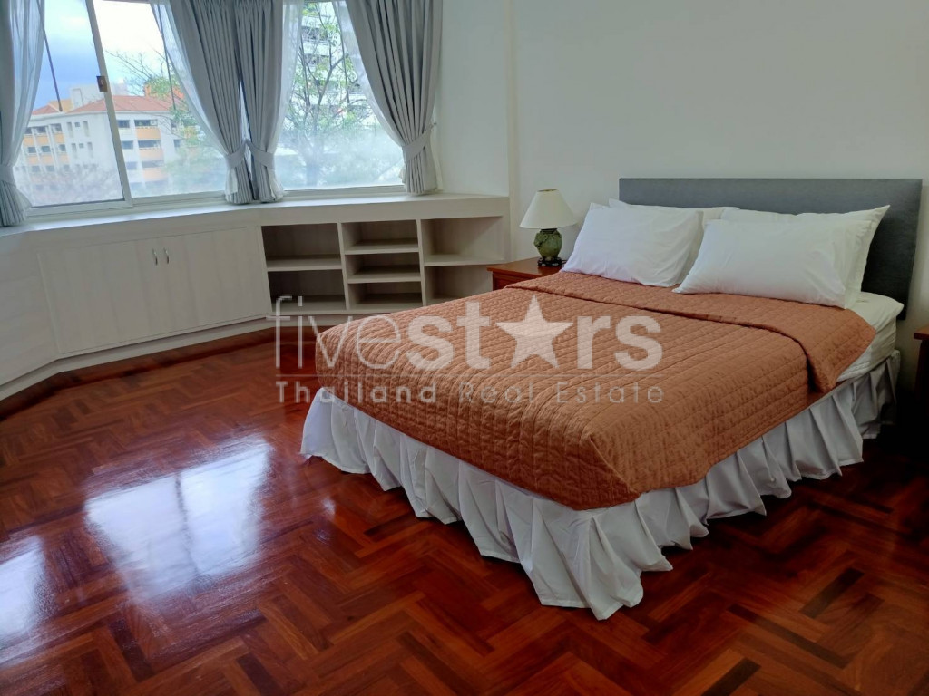 Appartement de 3 chambres acceptant les animaux à louer sur Phrom Phong, photo 9