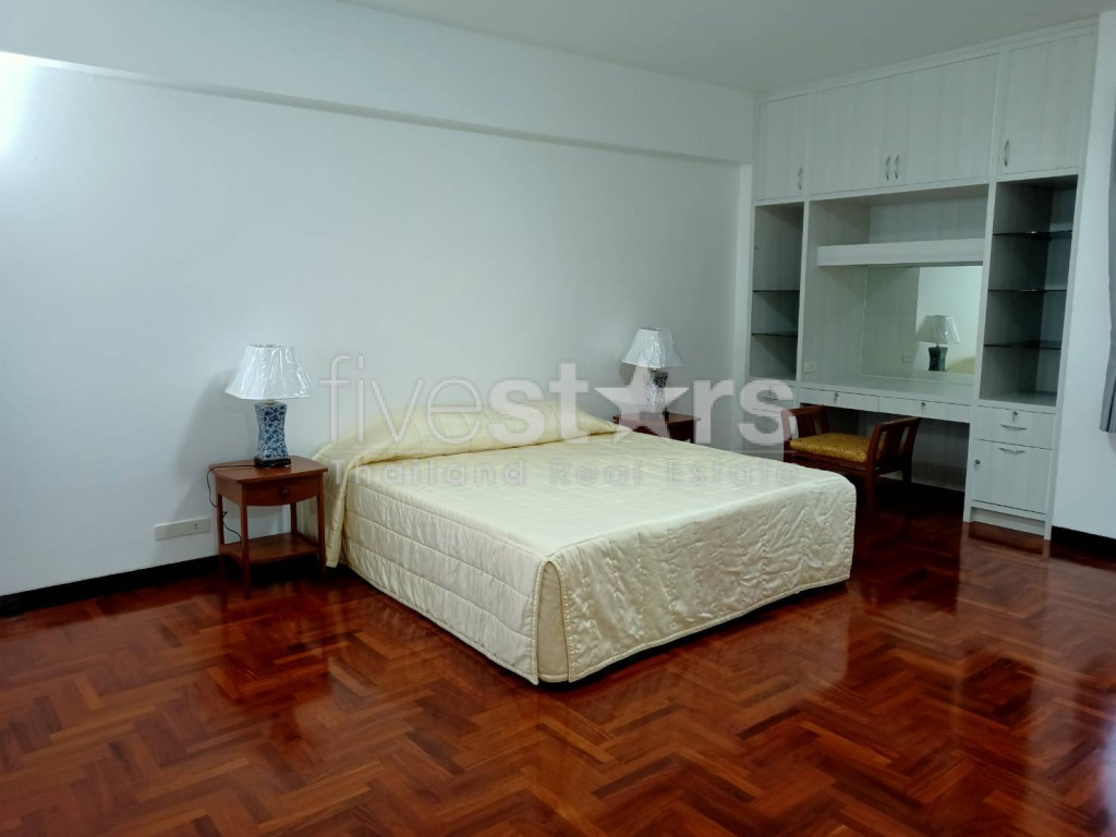 Appartement de 3 chambres acceptant les animaux à louer sur Phrom Phong, photo 8