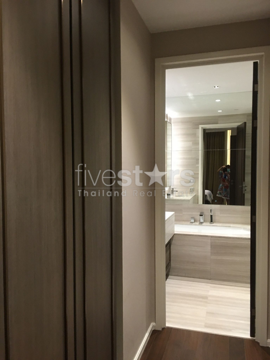 High-end 2 bedroom condo only 200m from BTS Phromphong, photo 5