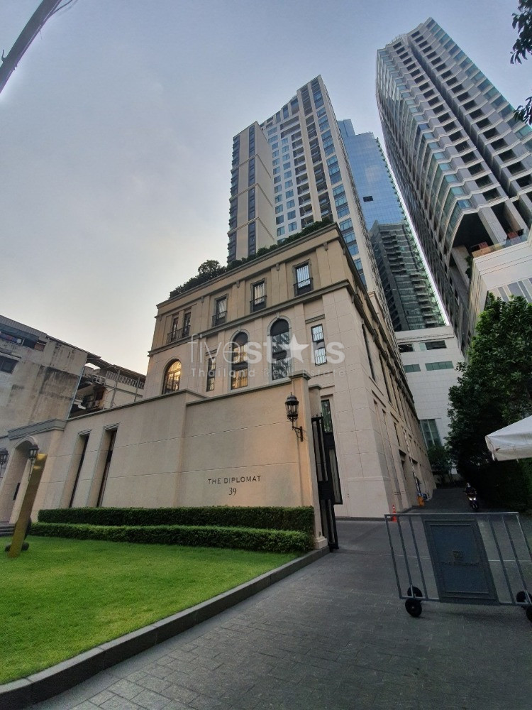 High-end 2 bedroom condo only 200m from BTS Phromphong, photo 11