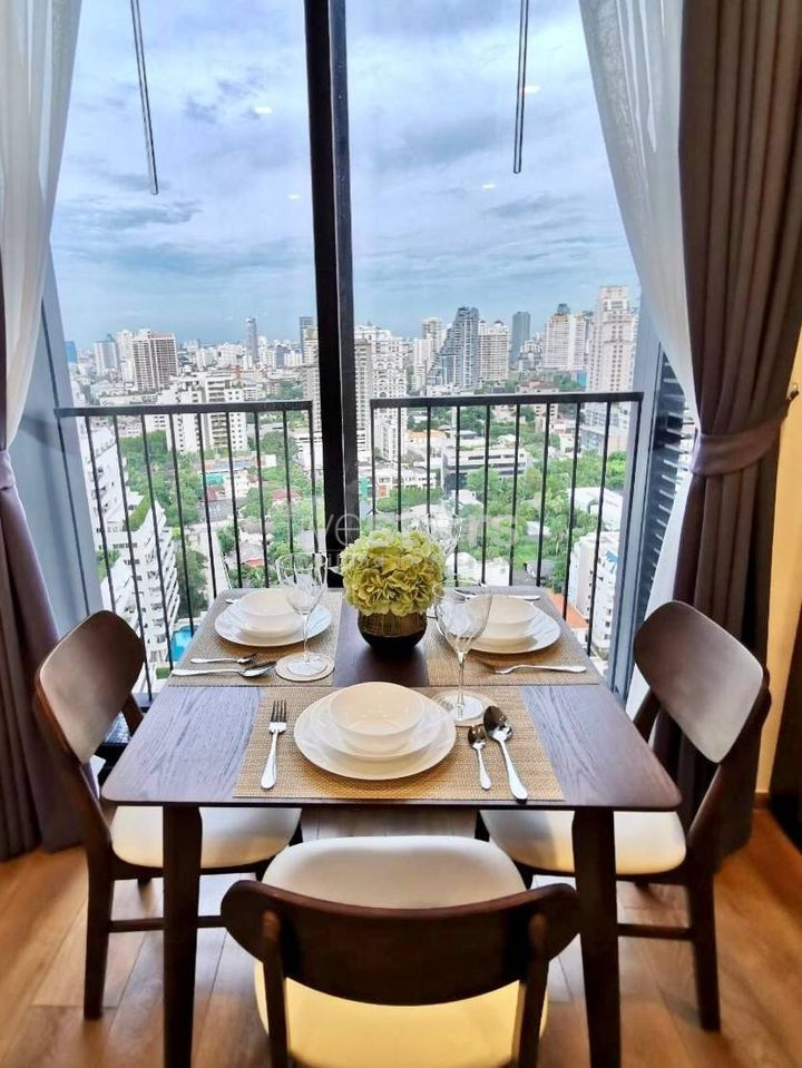 Modern 2 bedroom condo for rent in Sukhumvit, Phromphong area, photo 2