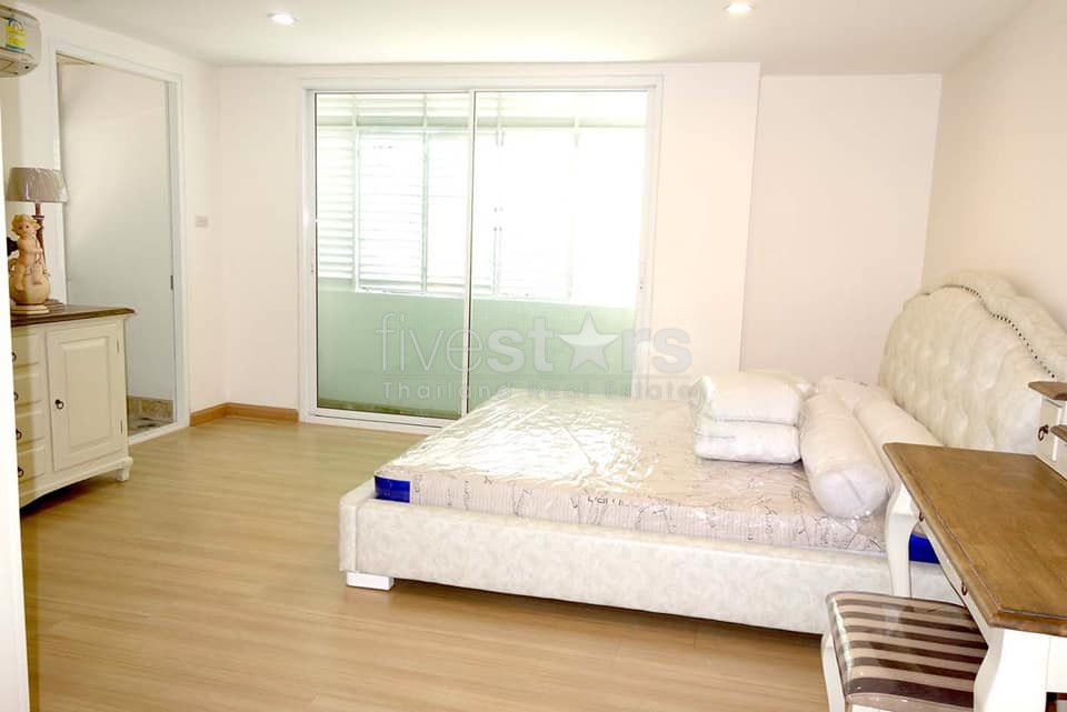2 bedrooms for sale in Phrompong, photo 4