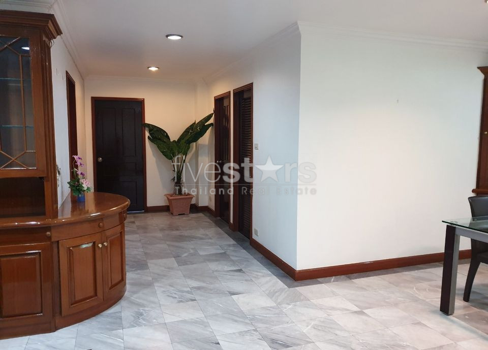 3 bedrooms condo for rent in Phrompong, photo 5