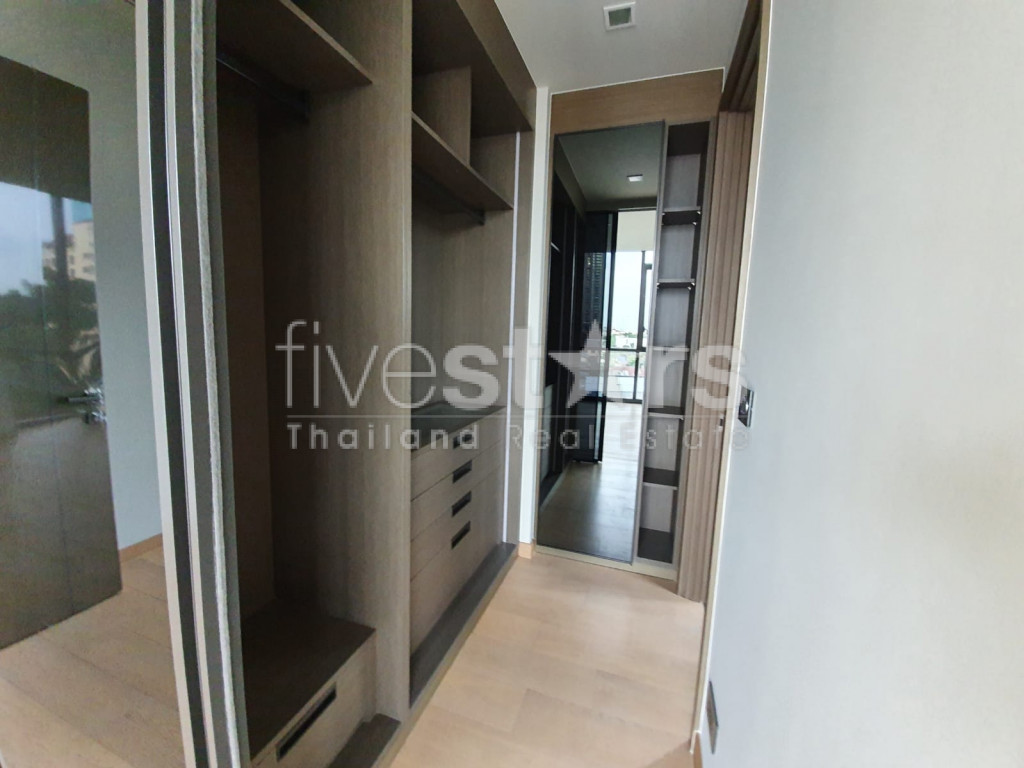Appartement moderne avec 2 chambres à louer quartier Thonglor, photo 4