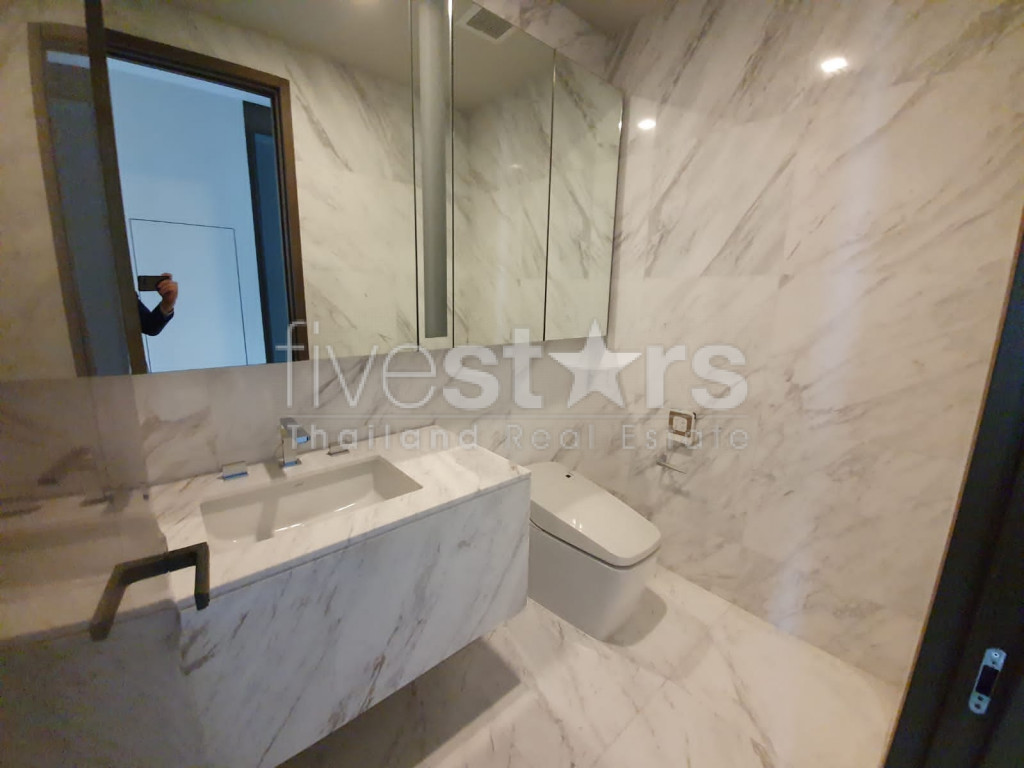Appartement moderne avec 2 chambres à louer quartier Thonglor, photo 10