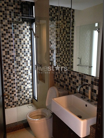Appartement luxueux de 4 chambres à louer à Phrompong, photo 9