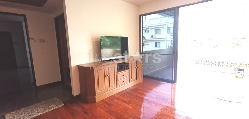 Spacious 3 bedrooms with big balcony., photo 15