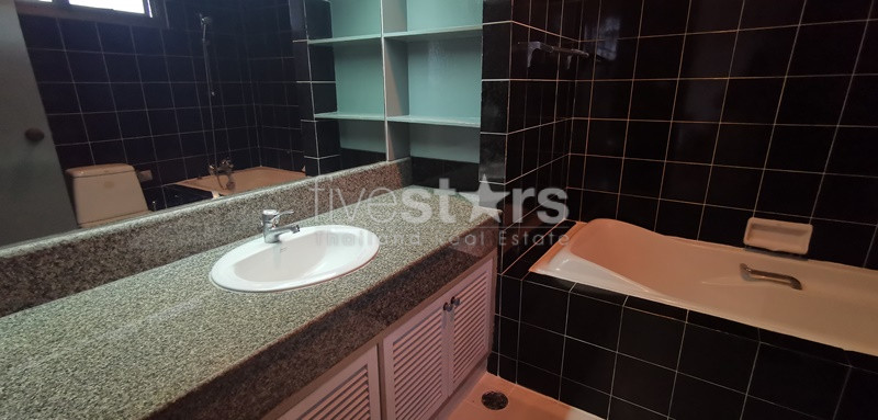 Spacious 3 bedrooms with big balcony., photo 6