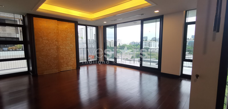 Appartement de standing avec 4 chambres quartier phrompong, photo 17