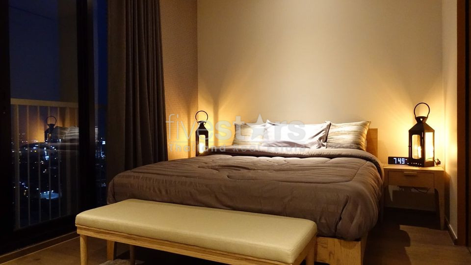 Copropriété meublée de 2 chambres près de Phrompong BTS, photo 12