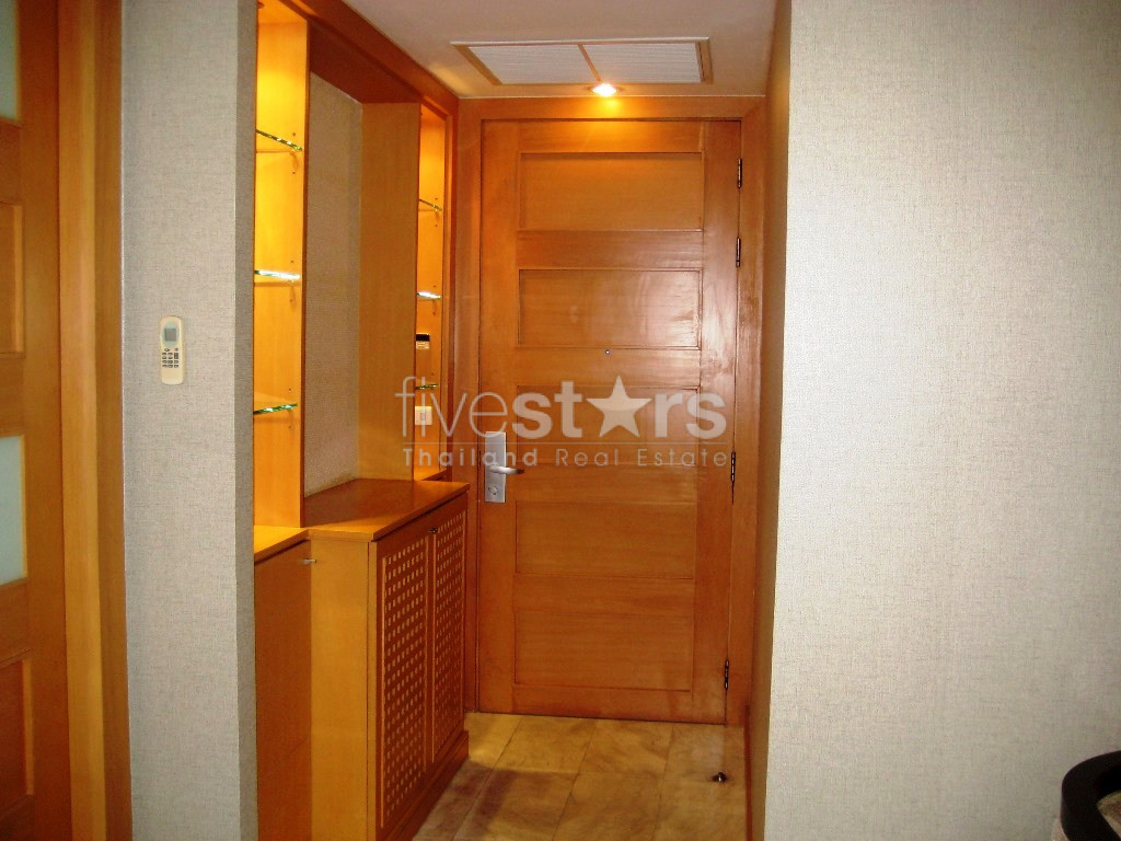 3 bedroom condo for rent on Phrom Phong, photo 4