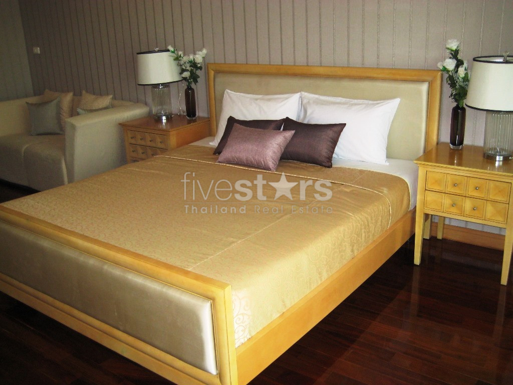 3 bedroom condo for rent on Phrom Phong, photo 3