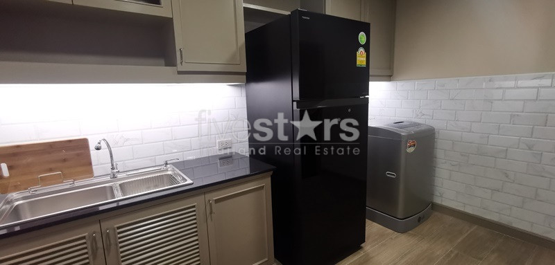 2 bedrooms condo for rent in Phrompong area, photo 5