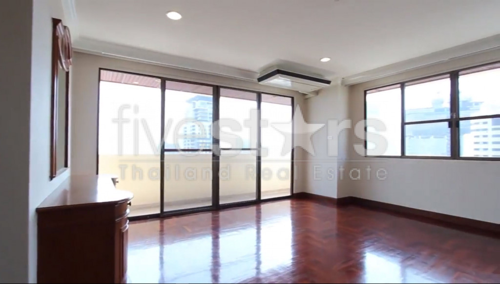 3 bedroom pet friendly condo for rent on Phrom Phong, photo 7
