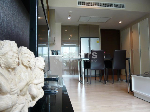 Condo de 2 chambres à vendre près de la station Thong Lo BTS, photo 2