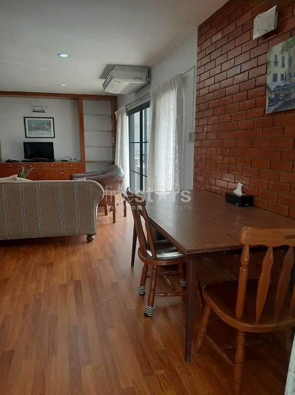 Three-Bedroom Apartment for rent in Phrompong, photo 9