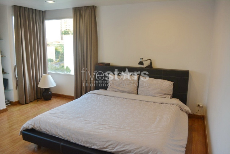 Appartement 3 chambres à louer quartier phrompong, photo 8