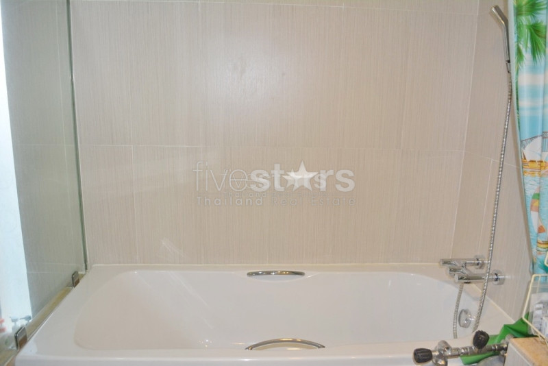 Appartement 3 chambres à louer quartier phrompong, photo 9