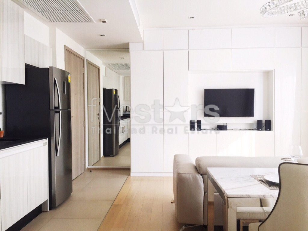 2 bedroom condo for rent on Thong Lo