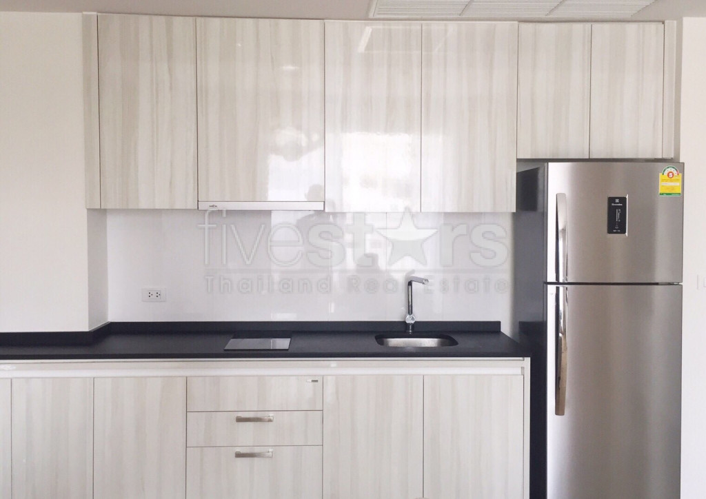 2 bedroom condo for rent on Thong Lo, photo 4