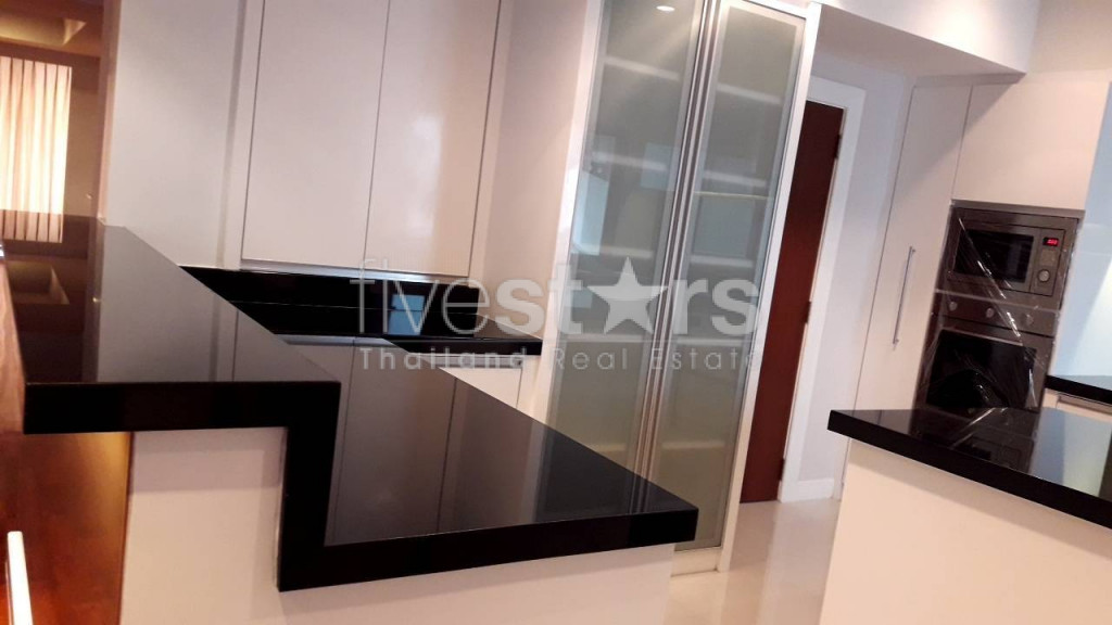4 Bedroom apartment near Phrom Phong BTS station, photo 12
