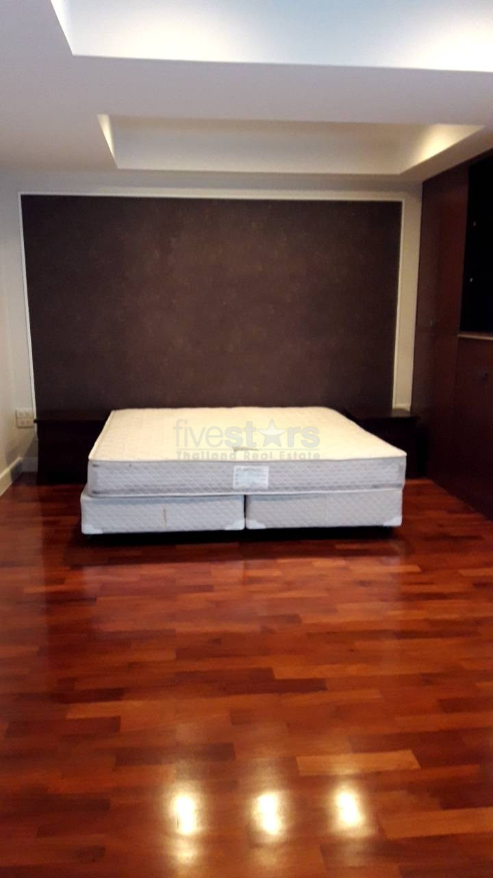 4 Bedroom apartment near Phrom Phong BTS station, photo 6