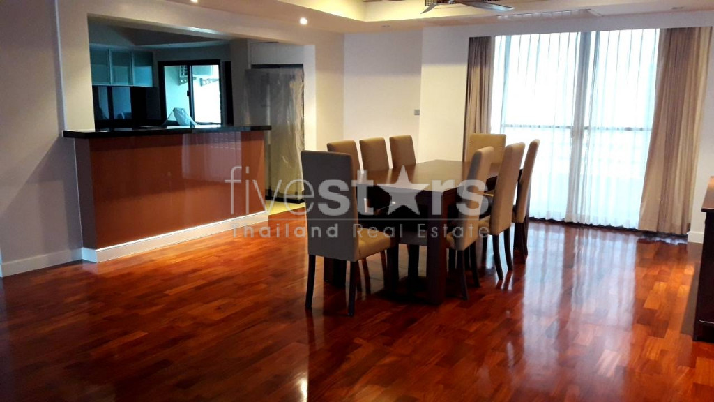 4 Bedroom apartment near Phrom Phong BTS station, photo 2