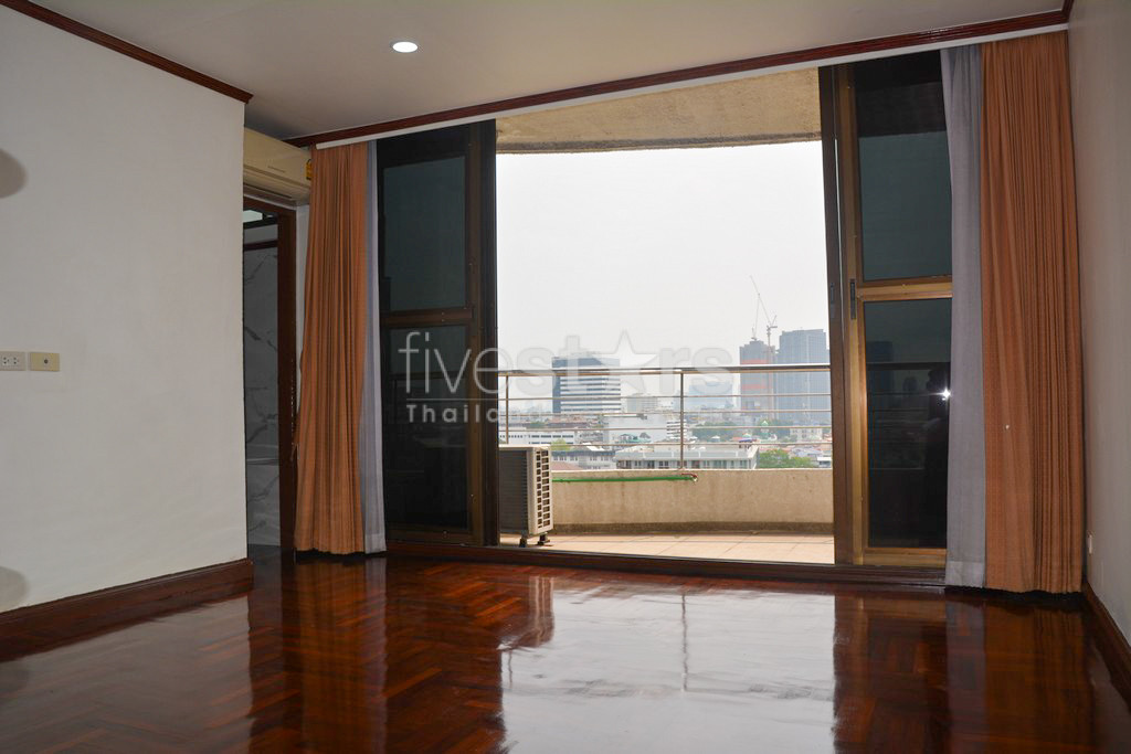 Appartement 2 chambres spacieux quartier Phromphong, photo 12
