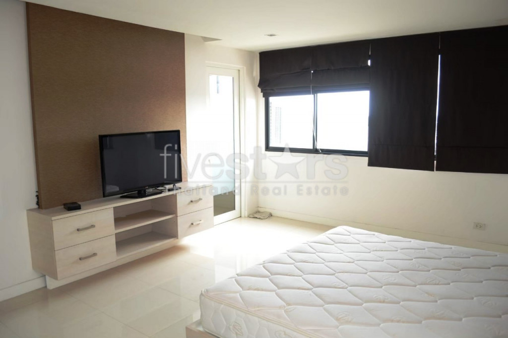 Penthouse en duplex de 4+1 chambres à vendre à Phromphong, photo 6