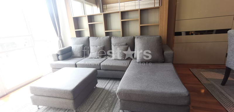 Large duplex 3 bedrooms for rent in Sukhumvit near BTS Phromphong, photo 5
