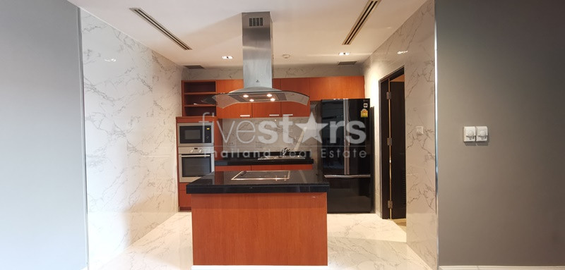 Large duplex 3 bedrooms for rent in Sukhumvit near BTS Phromphong, photo 6
