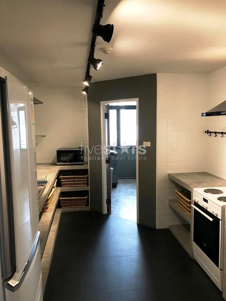 Condo spacieux de 2 chambres à louer sur Thong Lo, photo 7