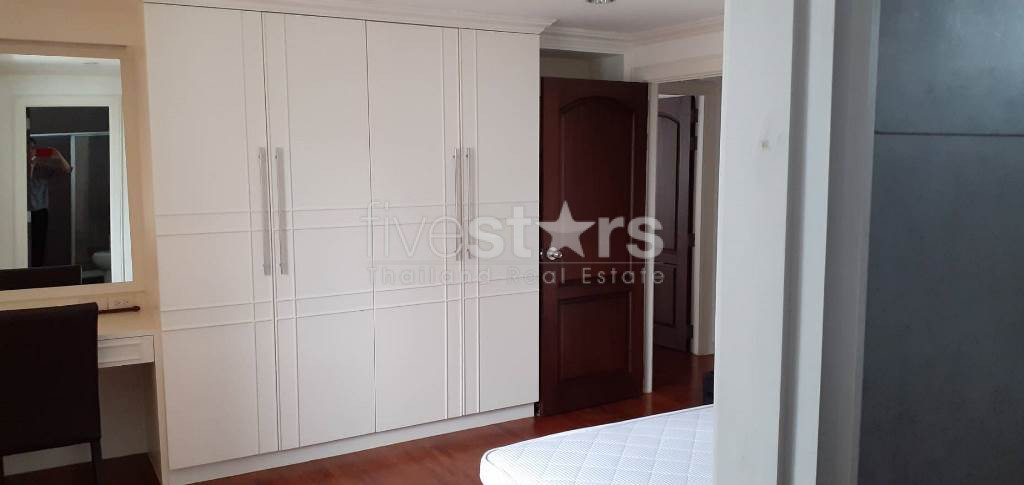 3 bedroom airy for rent on Thong Lo, photo 8