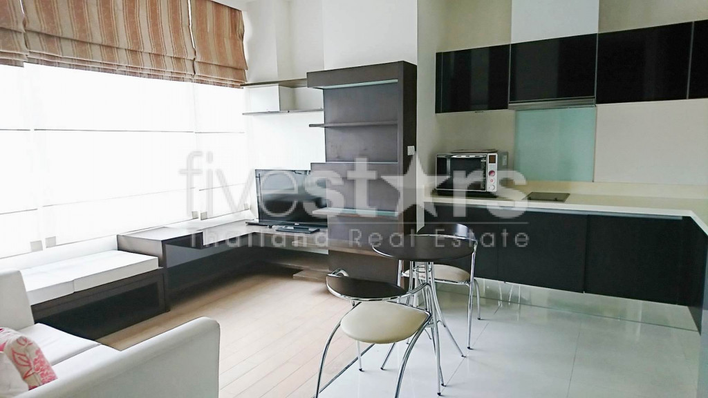 1-bedroom condo for sale on Thong Lor