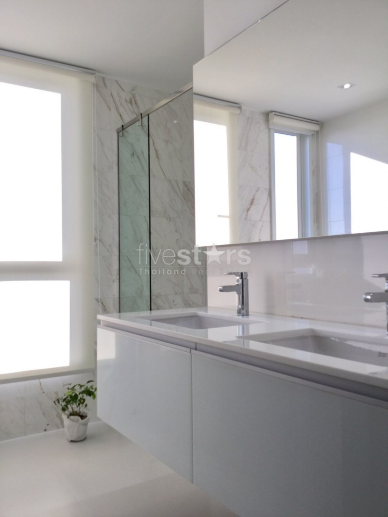 2-bedroom luxury condo for sale on Thong Lo, photo 9