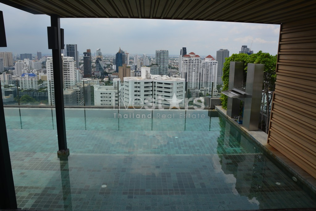 Appartement moderne d'une chambre à vendre quartier Phromphong, photo 17