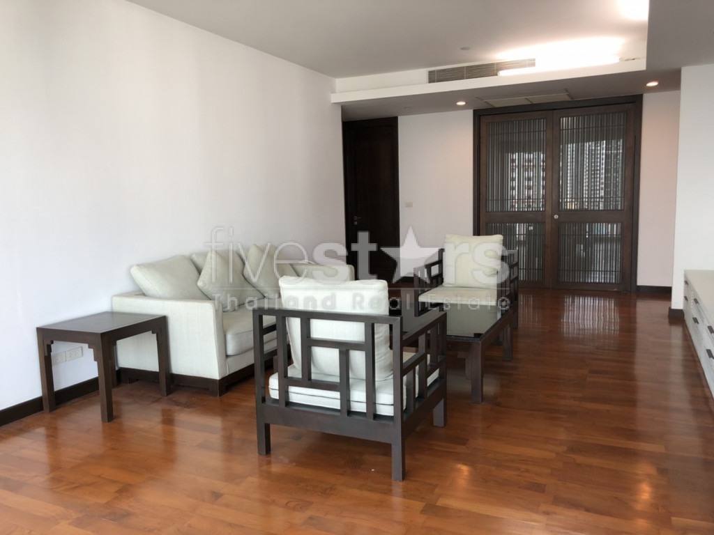 Large 4 bedrooms apartment for rent in Thonglor, photo 3