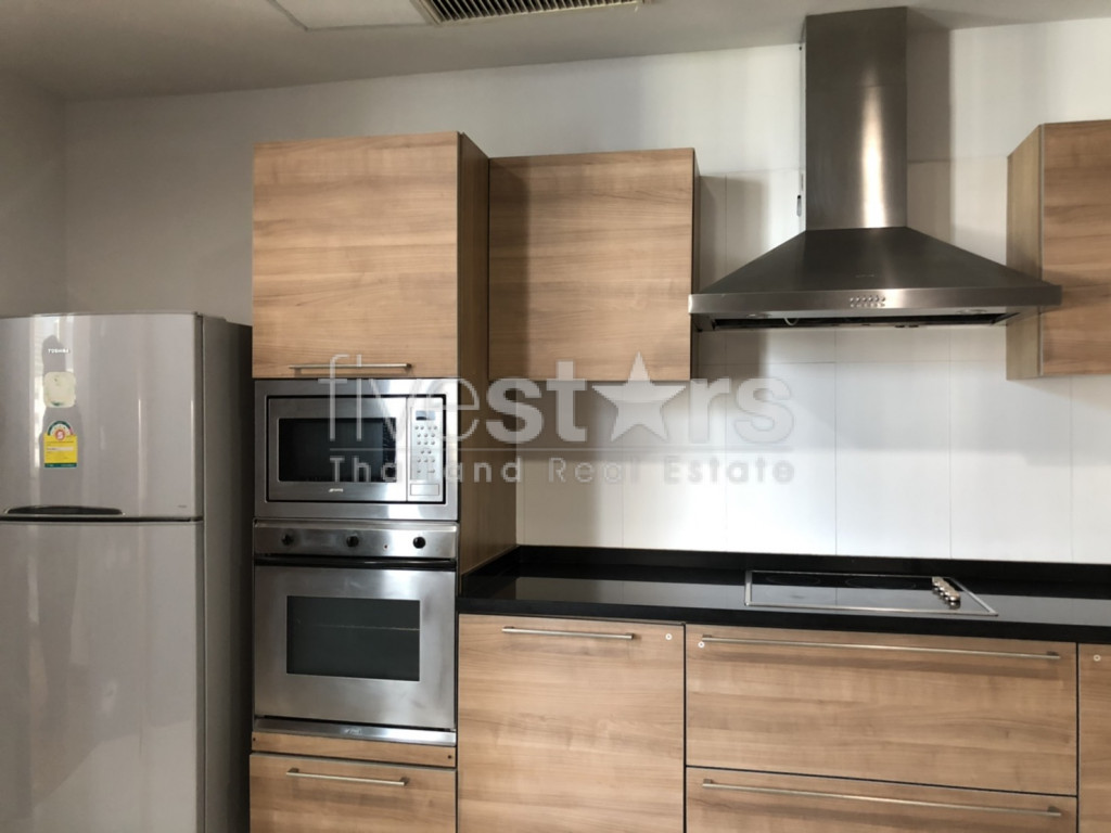 Large 4 bedrooms apartment for rent in Thonglor, photo 11